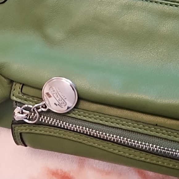 Coach 💚 Leather Grass Green Bag - Picture 16 of 16